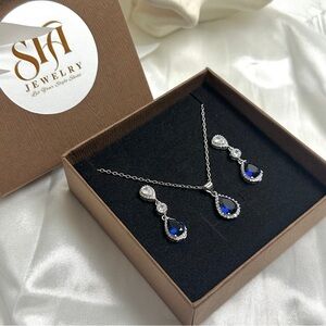 ♦️SALE♦️925 Silver Luxury Blue Bright Crystal Zirconia Stone Sets